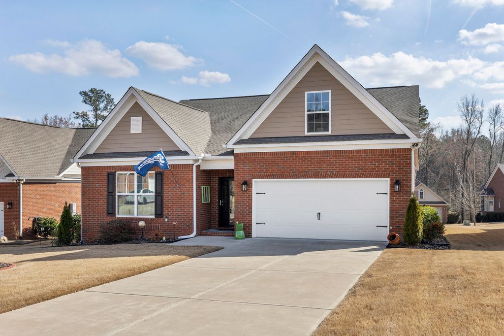 Photo of 119 Fitzsimmons Drive, North Augusta, SC 29860 (MLS # 553185)