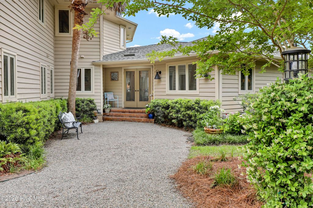 Photo of 650 Red Fox Trail, Hampstead, NC 28443 (MLS # 100574019)