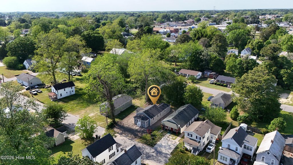 Photo of 514 Edge Street, Elizabeth City, NC 27909 (MLS # 100569628)