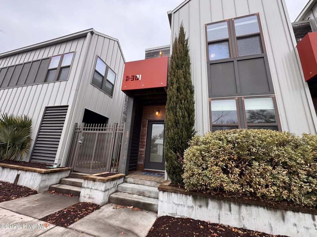 Photo of 301 Martin Street, Wilmington, NC 28401 (MLS # 100553262)