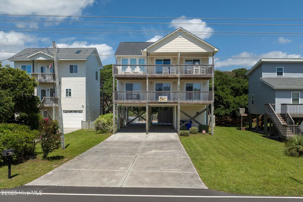 Photo of 1125 S Topsail Drive, Surf City, NC 28445 (MLS # 100524182)