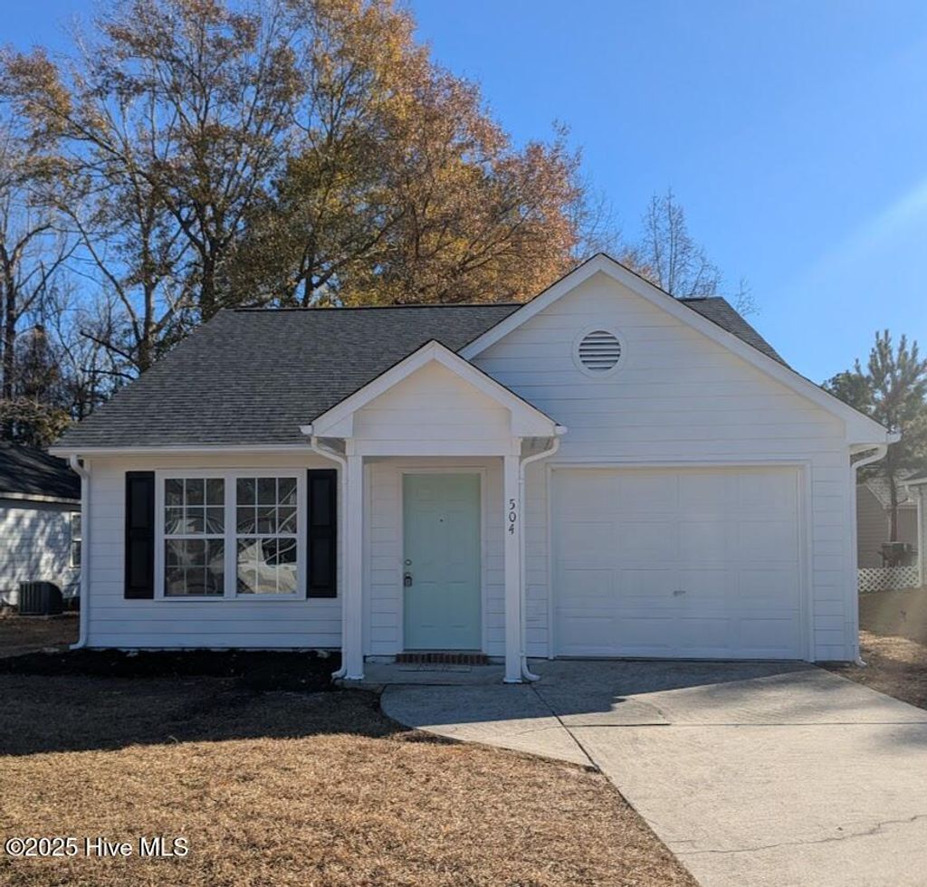 Photo of 504 Saint George Cove, Jacksonville, NC 28546 (MLS # 100546424)