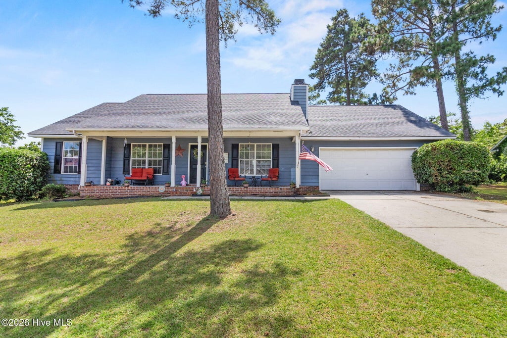 Photo of 207 Somerset Drive, Raeford, NC 28376 (MLS # 100589664)