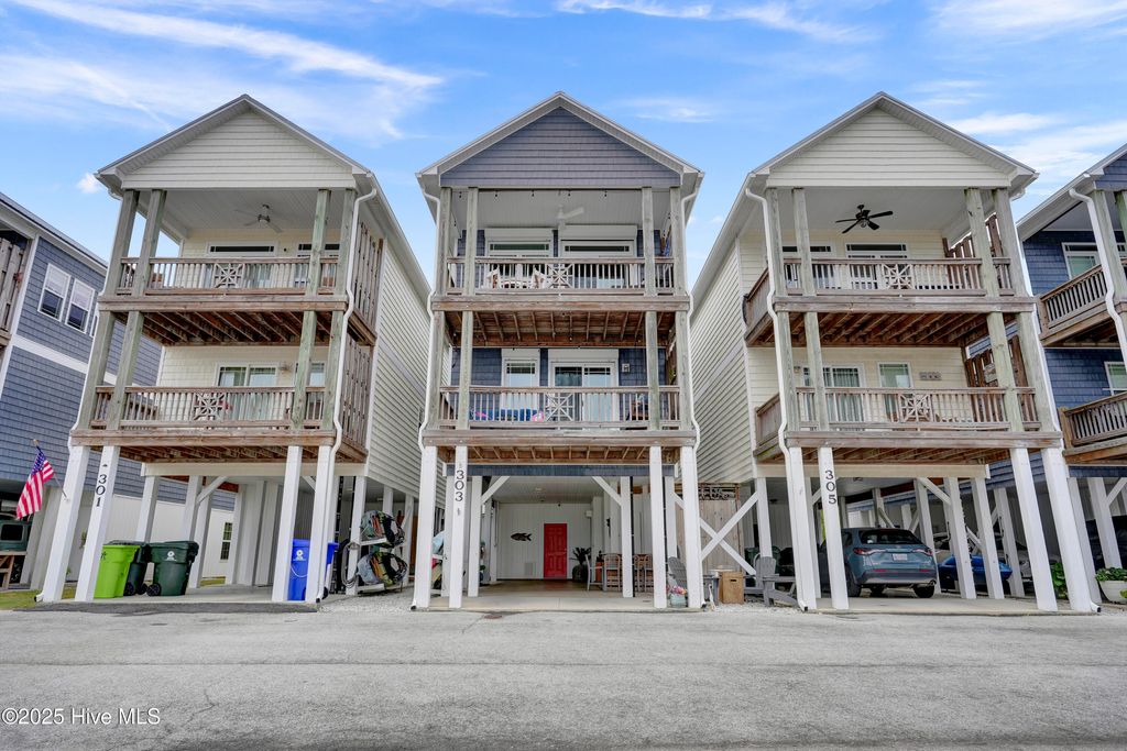Photo of 303 Vesta Court, Surf City, NC 28445 (MLS # 100532685)