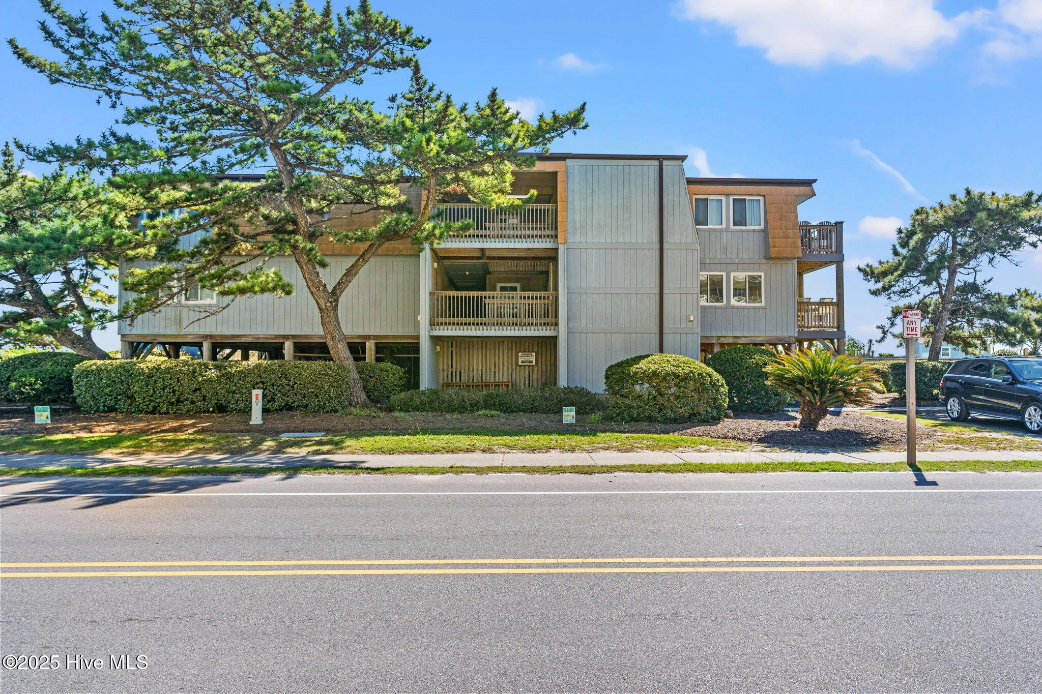 277 W First Street Unit 1c