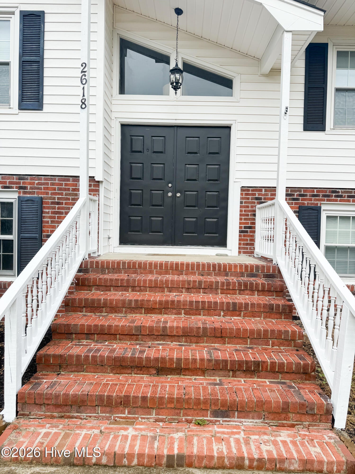 2618 Northwoods Drive