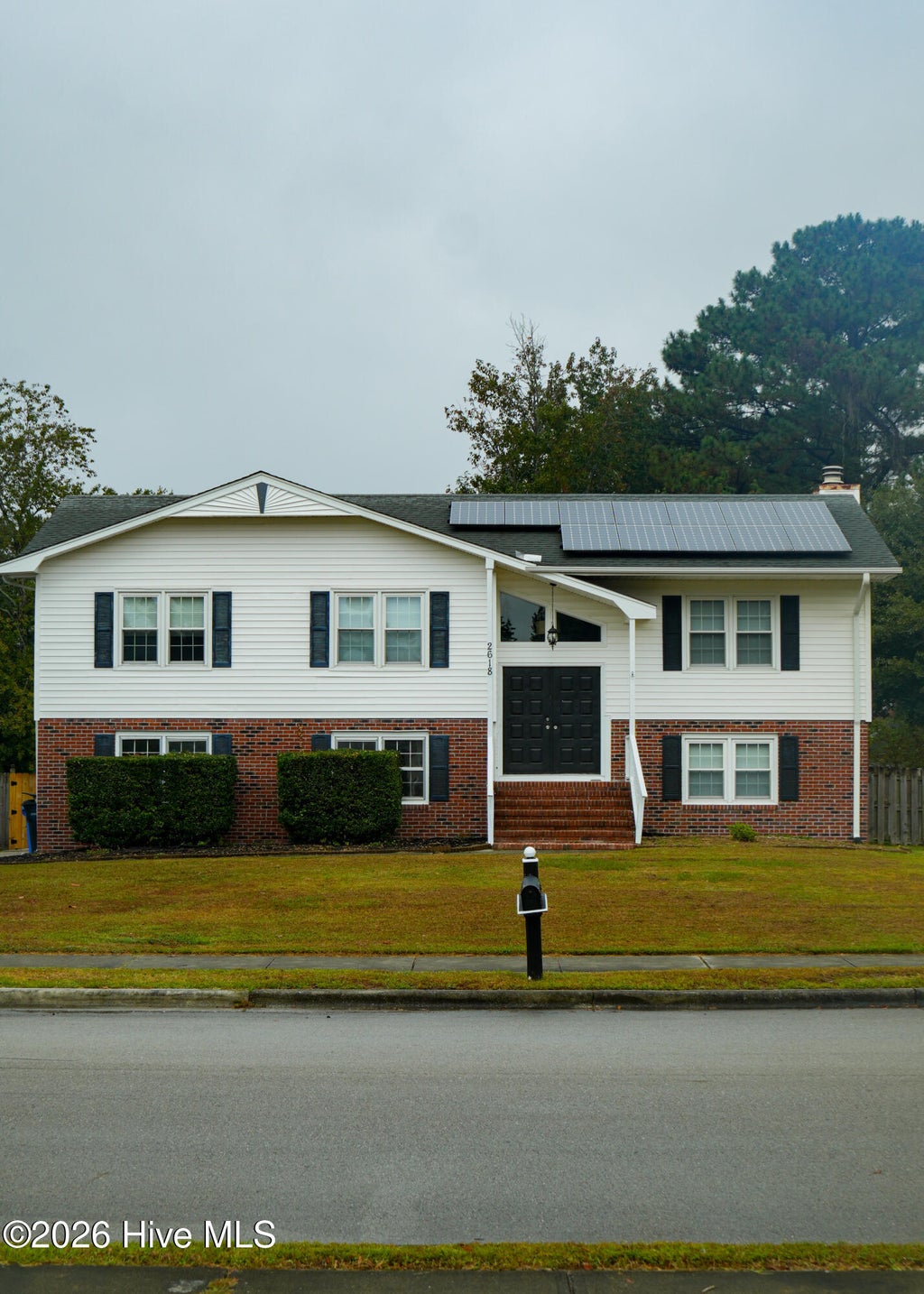 Photo of 2618 Northwoods Drive, Jacksonville, NC 28540 (MLS # 100608925)