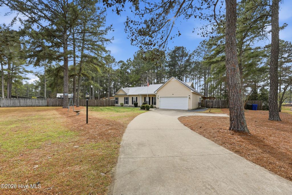 Photo of 115 Grosbeak Court, Aberdeen, NC 28315 (MLS # 100564589)