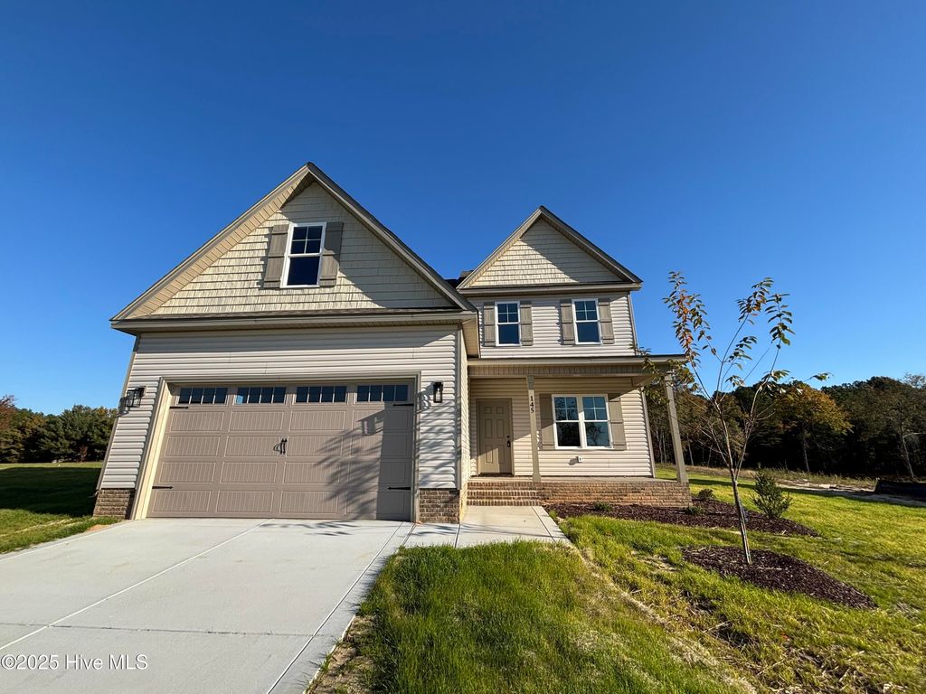Photo of 145 Spring Meadows Drive, Aberdeen, NC 28315 (MLS # 100519523)