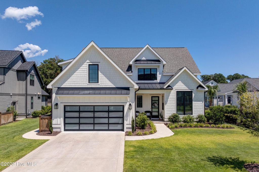Photo of 8285 Winding Creek Circle, Wilmington, NC 28411 (MLS # 100531036)