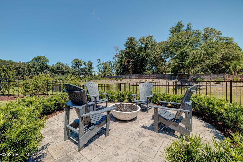 Photo of 8285 Winding Creek Circle, Wilmington, NC 28411 (MLS # 100531036)