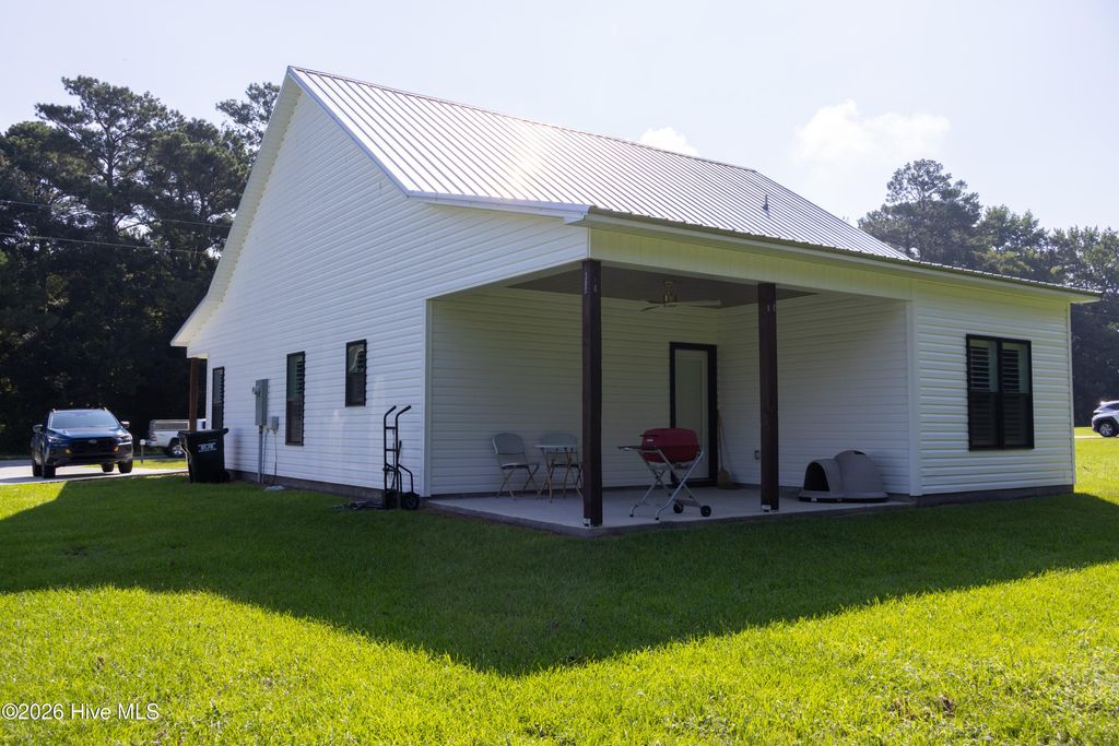 Photo of 1679 N Nc 111, Pink Hill, NC 28572 (MLS # 100567997)