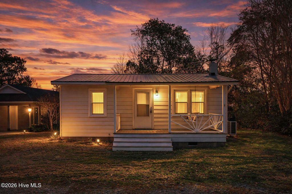 Photo of 2100 Teresa Drive, Castle Hayne, NC 28429 (MLS # 100556676)