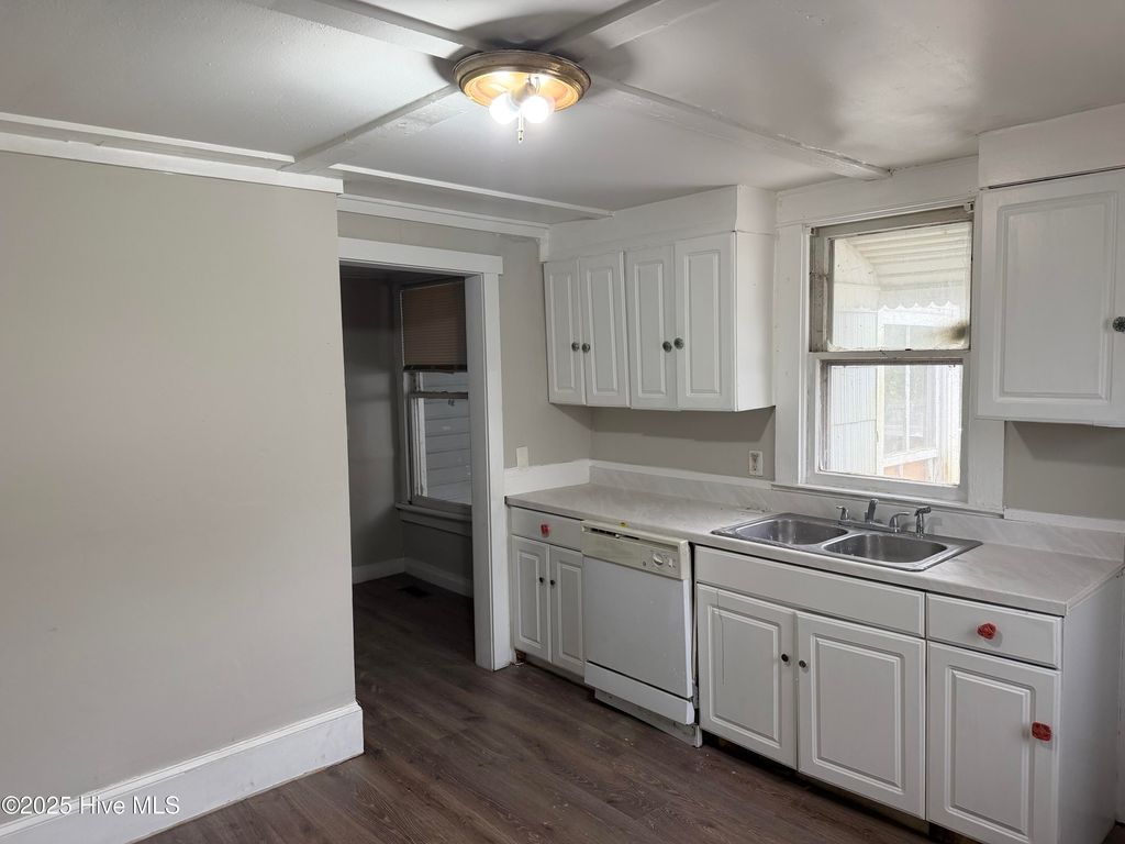 Photo of 303 N Macmillan Avenue N, Wilmington, NC 28403 (MLS # 100546661)