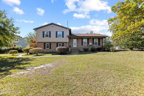 Homes For Sale - 508 University Drive<br/> Onslow County, Jacksonville, NC 28546