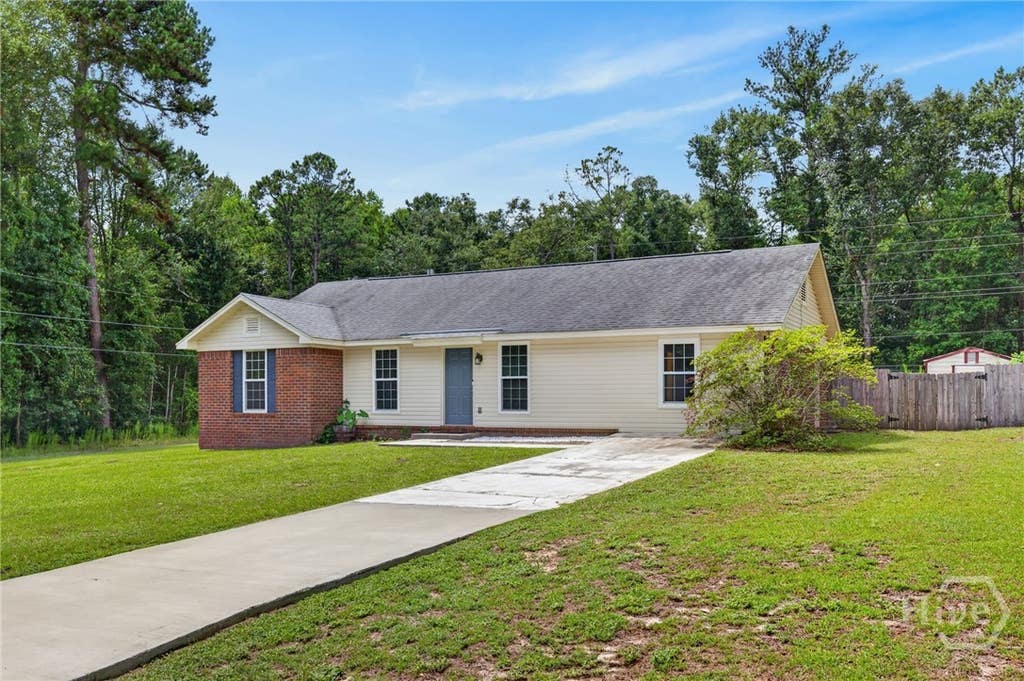 Photo of 114 Fox Street, Springfield, GA 31329 (MLS # SA362128)