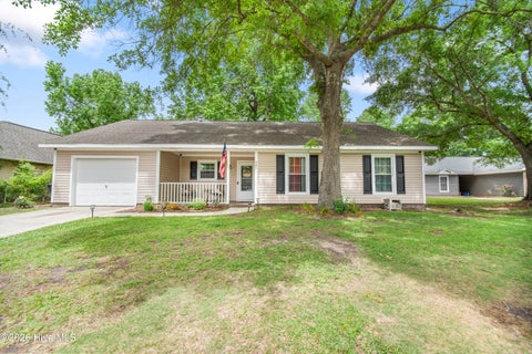 Homes For Sale - 241 Bayberry Court<br/> Onslow County, Jacksonville, NC 28540