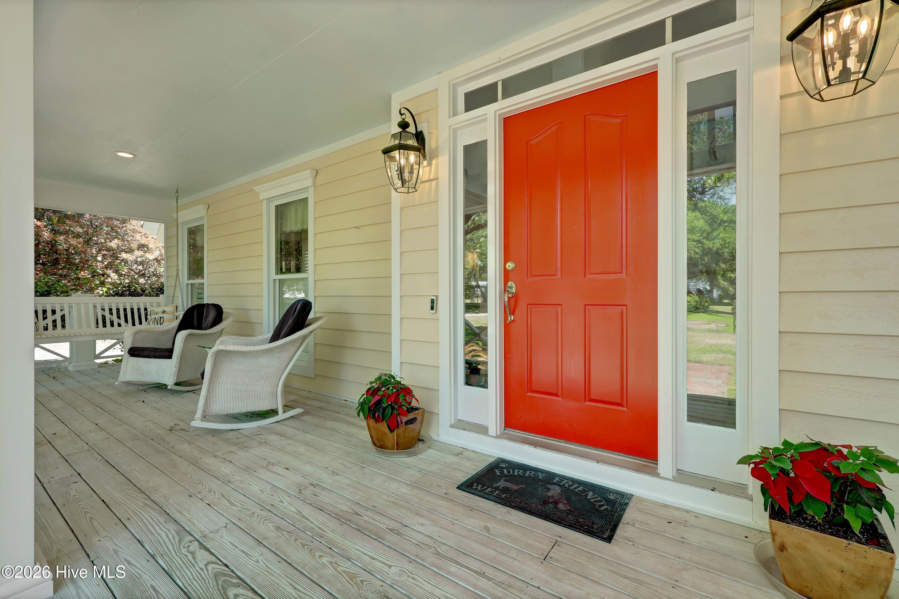 611 Moores Landing Road