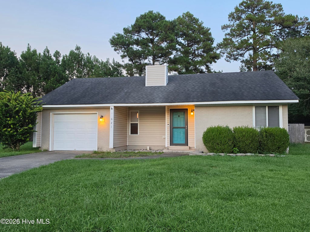 Photo of 621 Walden Place, Jacksonville, NC 28546 (MLS # 100600283)