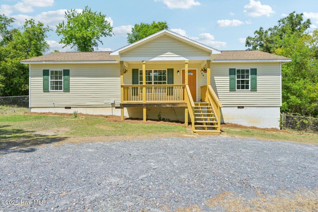 Photo of 160 Tray Street, Southern Pines, NC 28387 (MLS # 100567451)