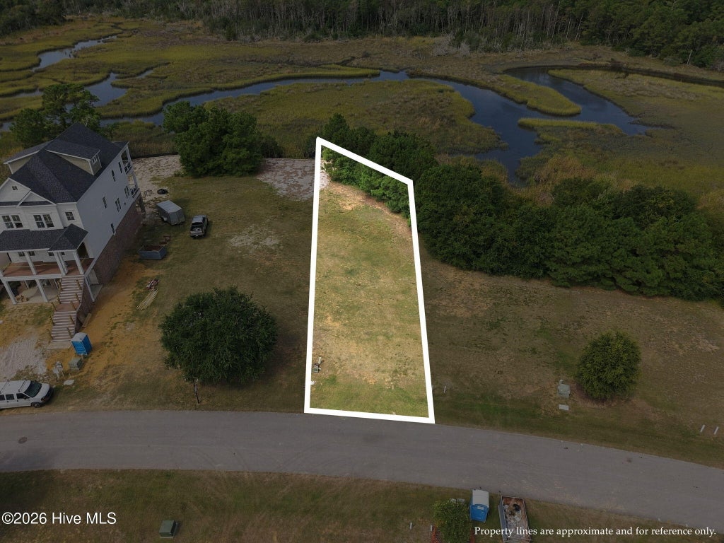 Photo of 617 Cannonsgate Drive, Newport, NC 28570 (MLS # 100605418)