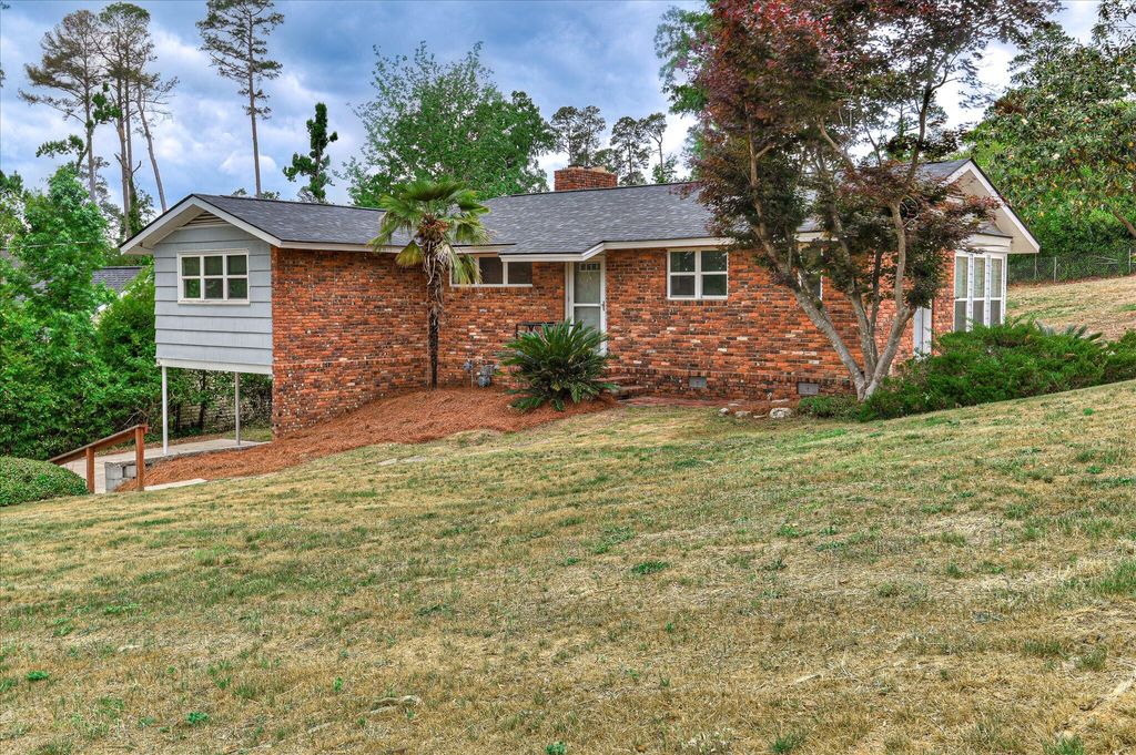 Photo of 920 Hammond Drive, North Augusta, SC 29841 (MLS # 555290)