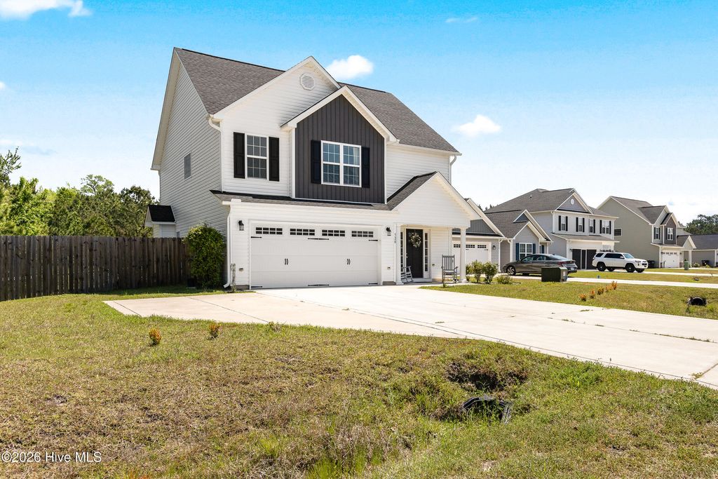 Photo of 520 Black Pearl Circle, Jacksonville, NC 28546 (MLS # 100568718)