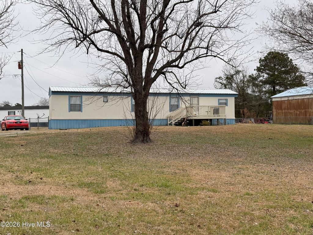 Photo of 230 Drummer Kellum Road, Jacksonville, NC 28546 (MLS # 100547546)