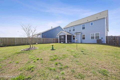 Tiny photo for 502 Edgewater Way, Surf City, NC 28445 (MLS # 100561686)