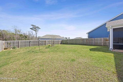 Tiny photo for 502 Edgewater Way, Surf City, NC 28445 (MLS # 100561686)