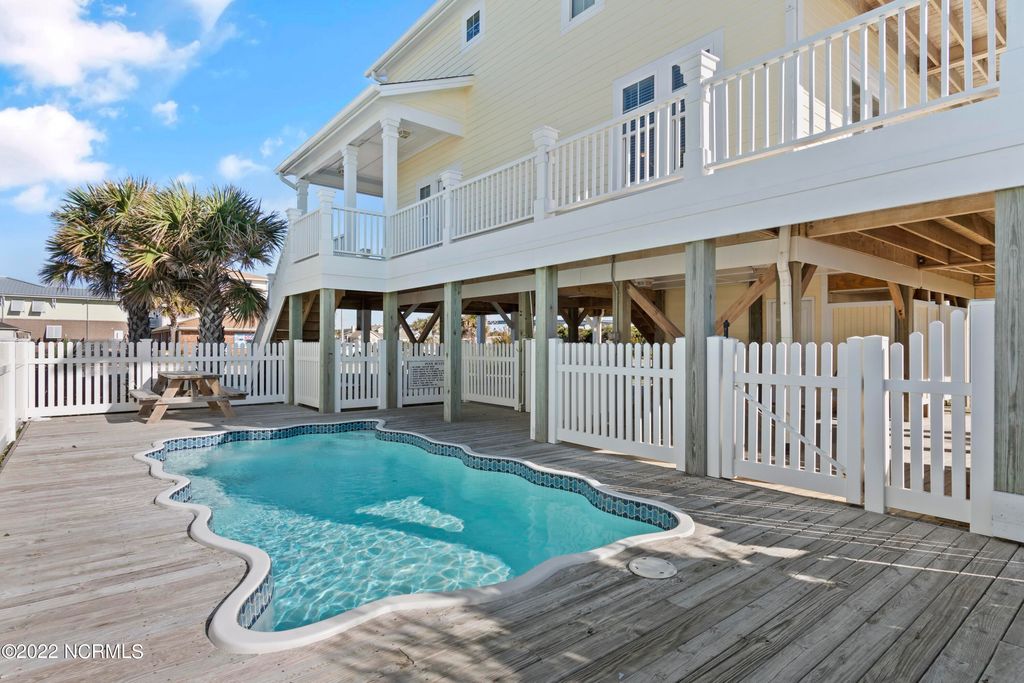 Photo of 127 Ocean Boulevard W, Holden Beach, NC 28462 (MLS # 100535231)