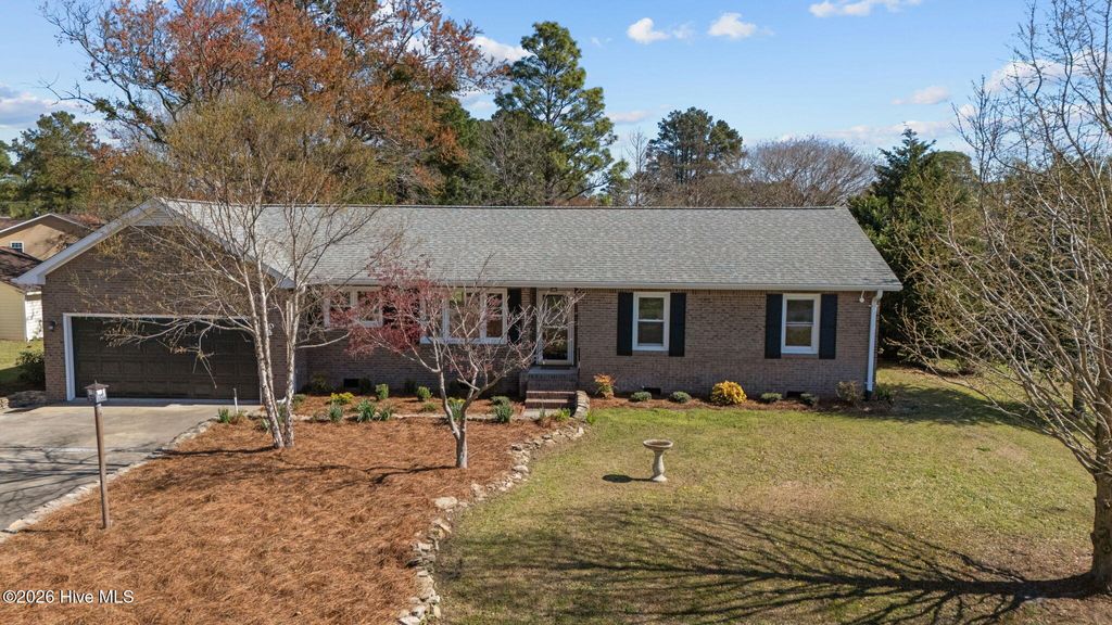 Photo of 6005 Brig Court, New Bern, NC 28560 (MLS # 100561913)