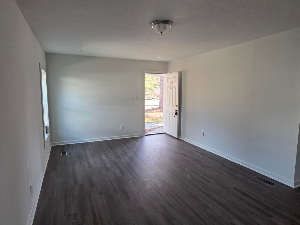 Photo of 2141 Veterans Drive, Augusta, GA 30909 (MLS # 552140)