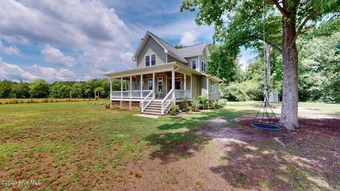 Photo of 708 N Sunset Street, Atkinson, NC 28421 (MLS # 100578962)