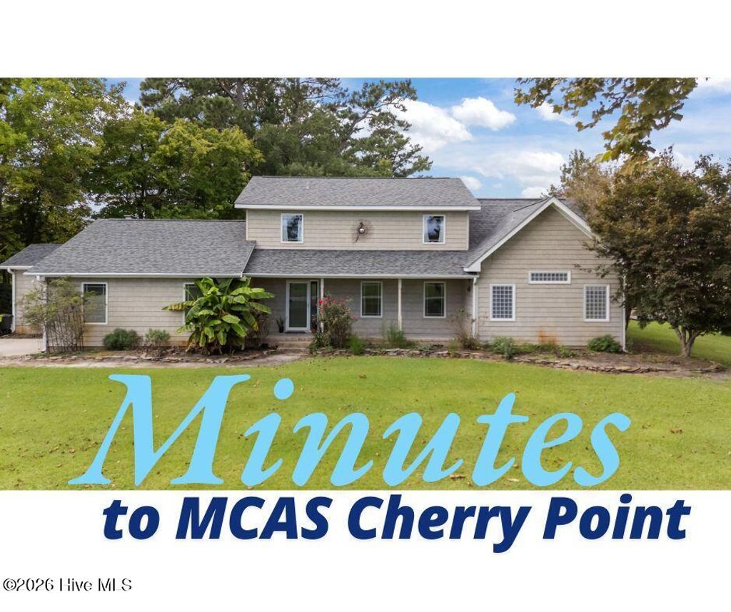 Photo of 102 Trevino Lane, New Bern, NC 28560 (MLS # 100558252)