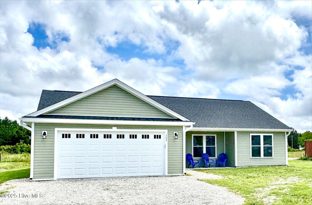 Photo of 104 Dana Court, Havelock, NC 28532 (MLS # 100524400)