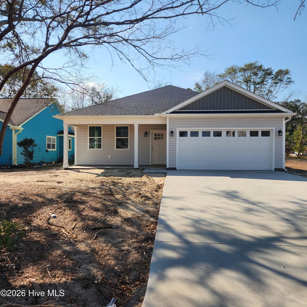 Photo of 1588 Crown Stream Drive SW, Ocean Isle Beach, NC 28469 (MLS # 100553874)