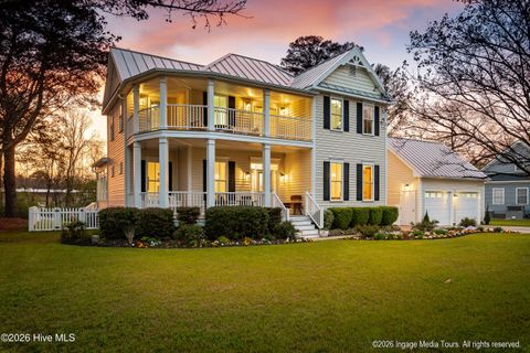 Homes For Sale - 200 Olde Colony Drive<br/> Edenton, NC 27932