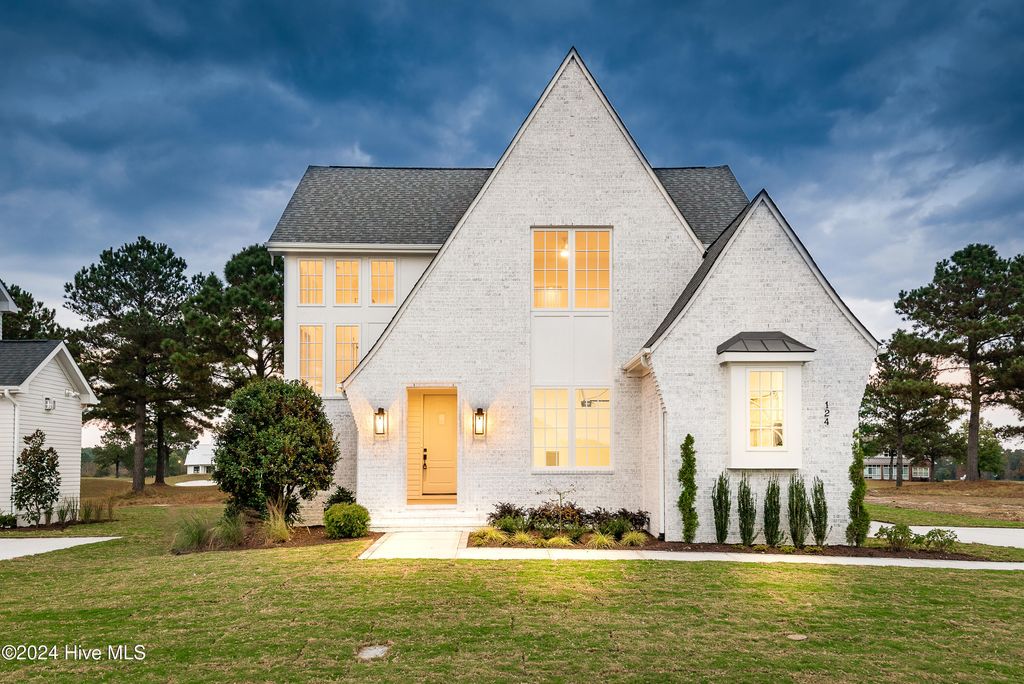 Photo of 124 Pine Tree Point, Snow Hill, NC 28580 (MLS # 100475997)