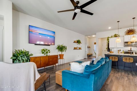 Tiny photo for 310 Edgewater Way, Surf City, NC 28445 (MLS # 100545579)