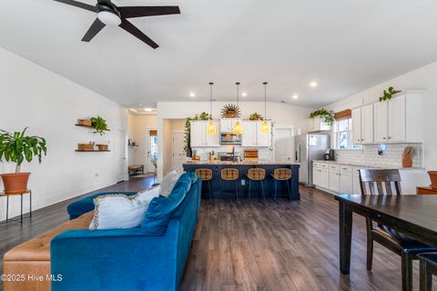 Tiny photo for 310 Edgewater Way, Surf City, NC 28445 (MLS # 100545579)