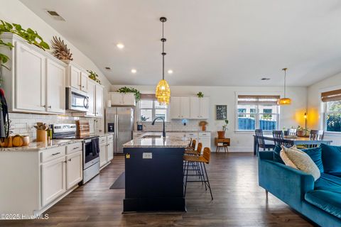 Tiny photo for 310 Edgewater Way, Surf City, NC 28445 (MLS # 100545579)