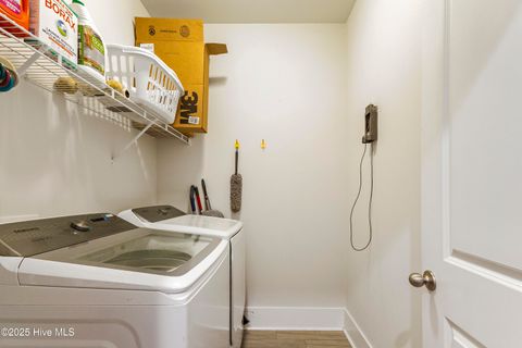 Tiny photo for 310 Edgewater Way, Surf City, NC 28445 (MLS # 100545579)