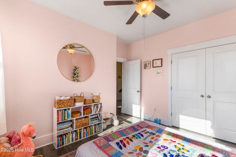 Tiny photo for 310 Edgewater Way, Surf City, NC 28445 (MLS # 100545579)