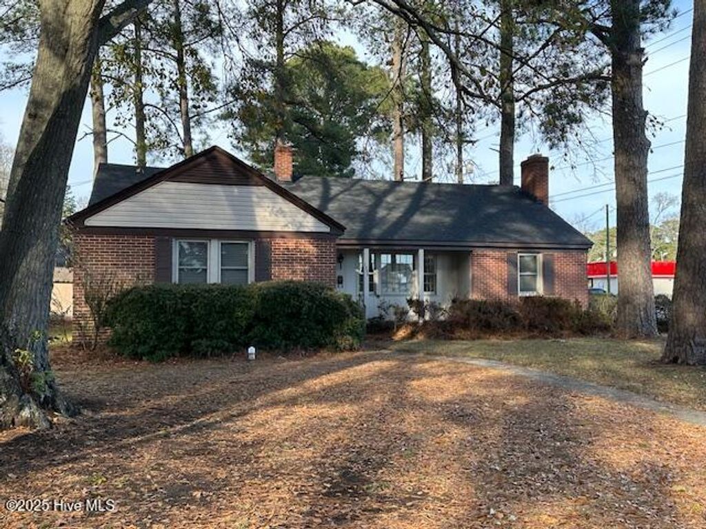 Photo of 1332 Sycamore Street, Rocky Mount, NC 27801 (MLS # 100545518)