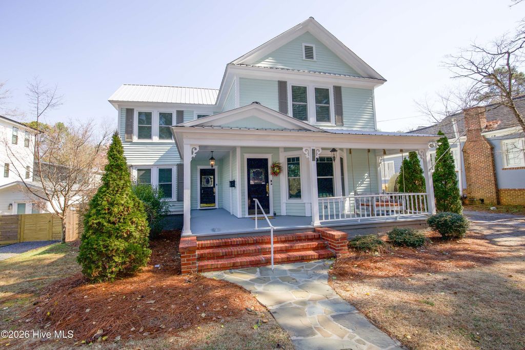 Photo of 225 E Vermont Avenue, Southern Pines, NC 28387 (MLS # 100557660)