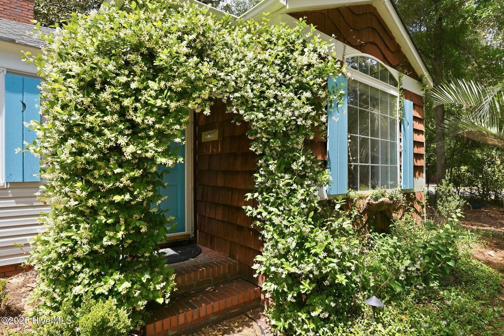 Photo of 902 Bryan Avenue, Wilmington, NC 28403 (MLS # 100570654)