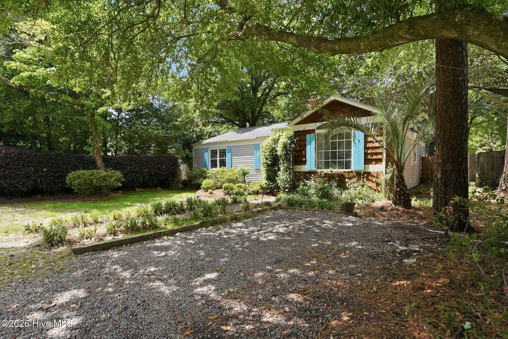 Photo of 902 Bryan Avenue, Wilmington, NC 28403 (MLS # 100570654)