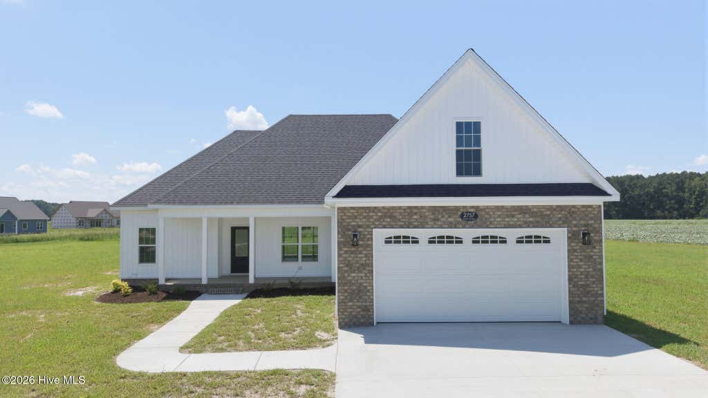 Photo of 2757 Whitaker Glen Drive, Farmville, NC 27828 (MLS # 100596925)