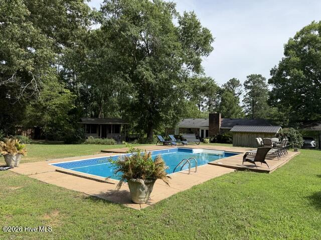 2813 Deer Trail Road